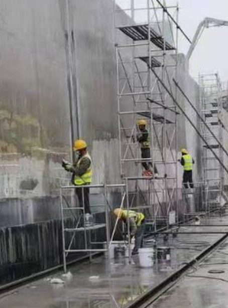 琼海球场翻新地面是一个涉及